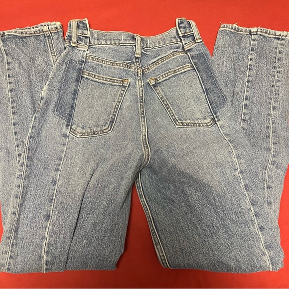 Abercrombie 90’s Straight Ultra High Rise Seamed Jeans - Picture 3 of 4